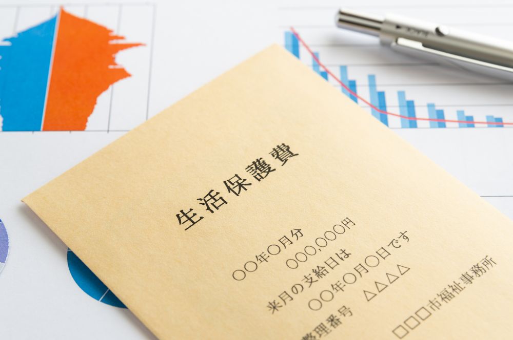 転居することをケースワーカーに報告しない